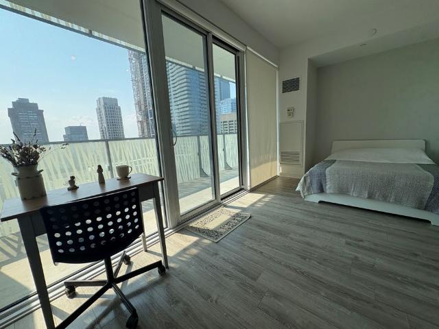For Lease 42 Charles Street Unit# 3605, Toronto, Ontario