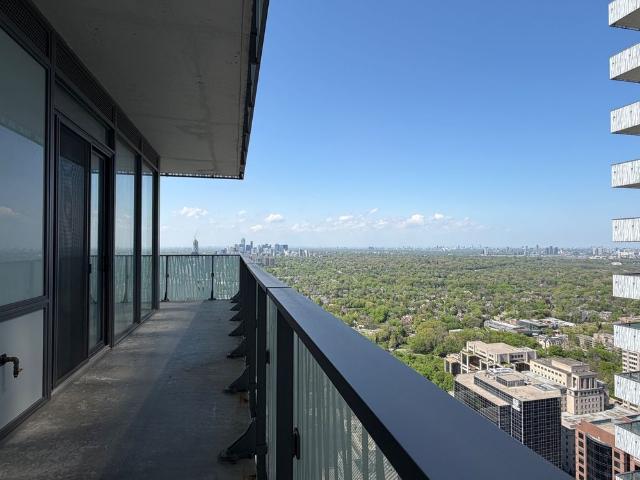 For Lease 42 Charles Street Unit# Lph4705, Toronto, Ontario