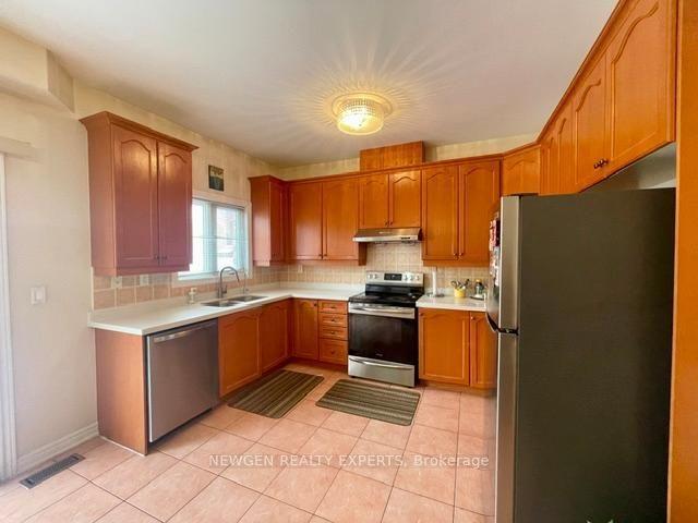 For Lease 42 Crystalview Crescent Unit# #Upper, Brampton, Ontario