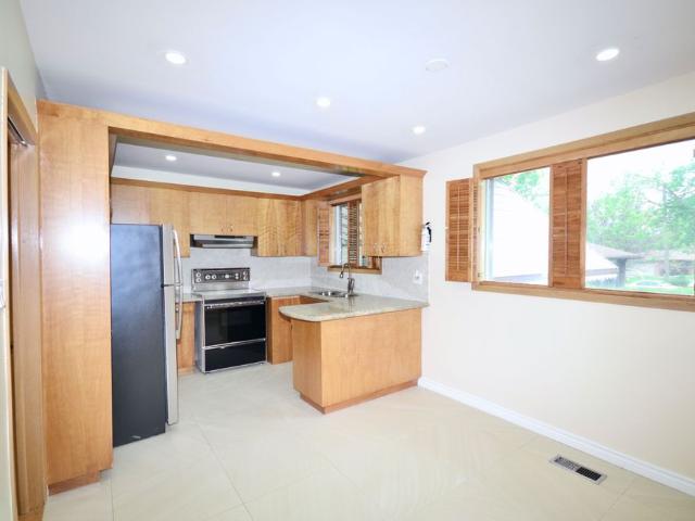 For Lease 42 CULFORD Road, Toronto, Ontario