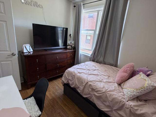 For Lease 42 Burlington Street Unit# 3, Toronto, Ontario
