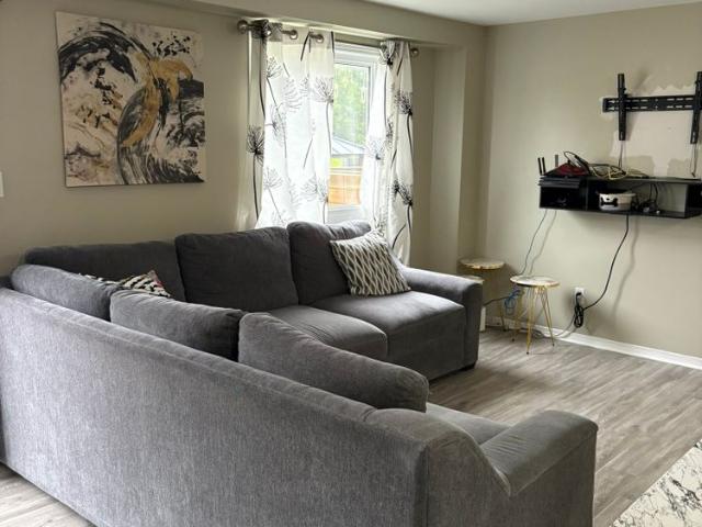For Lease 42 Foxglove Crescent, Kitchener, Ontario