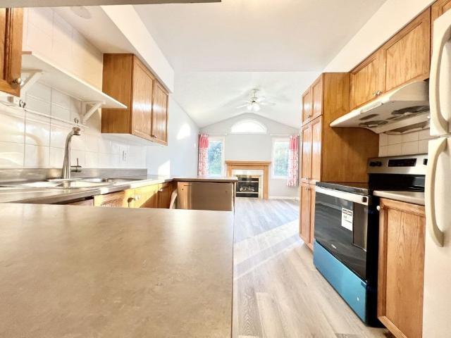 For Lease 42 Hemlo Crescent, Kanata, Ontario