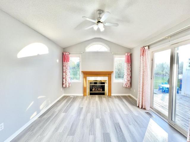 For Lease 42 Hemlo Crescent, Kanata, Ontario