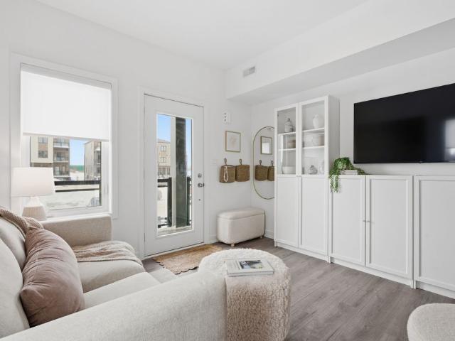 For Lease 42 Lowes Road Unit# 92, Guelph, Ontario