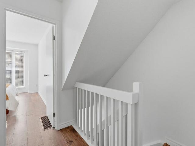 For Lease 42 Western Battery Road Unit# 718, Toronto, Ontario