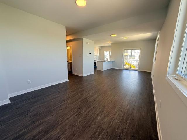 For Lease 436 Patrick Street, North Grenville, Ontario
