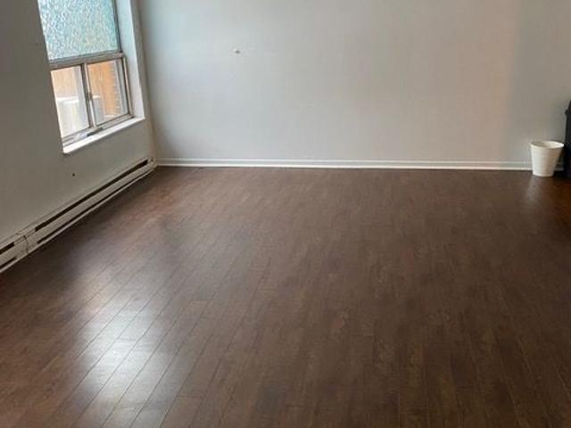 For Lease 436 Queen Street Unit# 2nd Fl Unit 2, Toronto, Ontario