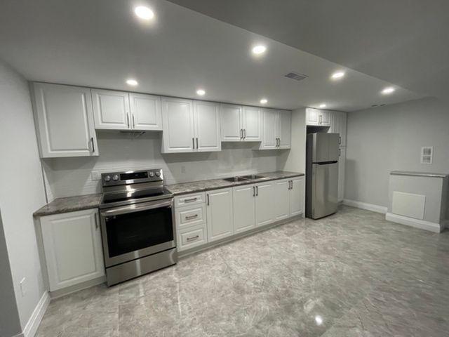 For Lease 437 Fernhill Boulevard Unit# B, Oshawa, Ontario