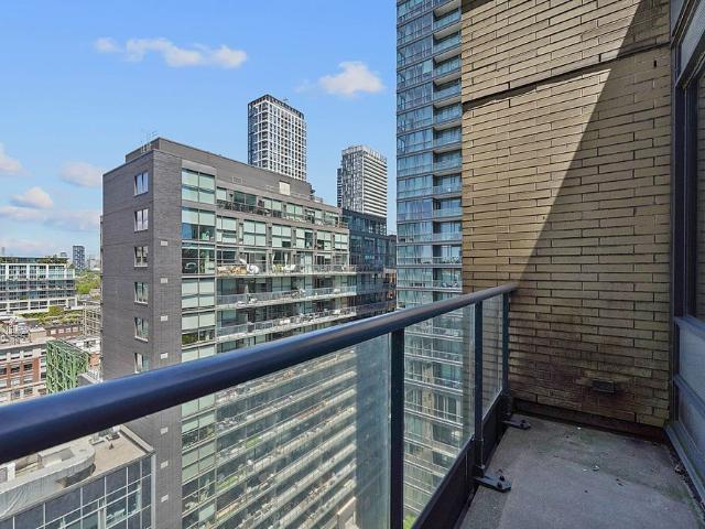 For Lease 438 King Street Unit# 1417, Toronto, Ontario