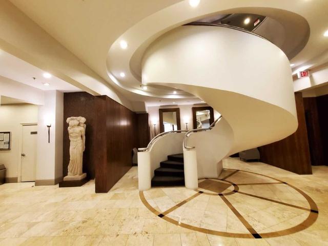 For Lease 438 Richmond Street Unit# 511, Toronto, Ontario