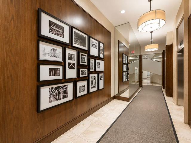For Lease 438 Richmond Street Unit# 907, Toronto, Ontario