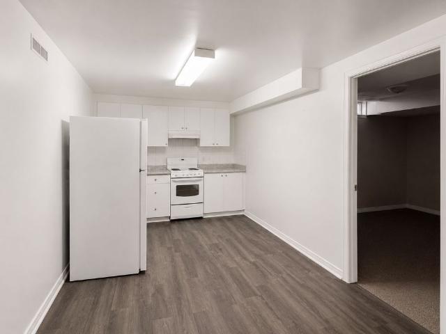 For Lease 4397 Guildwood Way, Mississauga, Ontario
