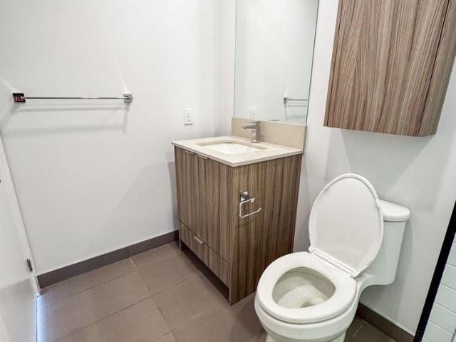 For Lease 430 Square One Drive Unit# 3109, Mississauga, Ontario