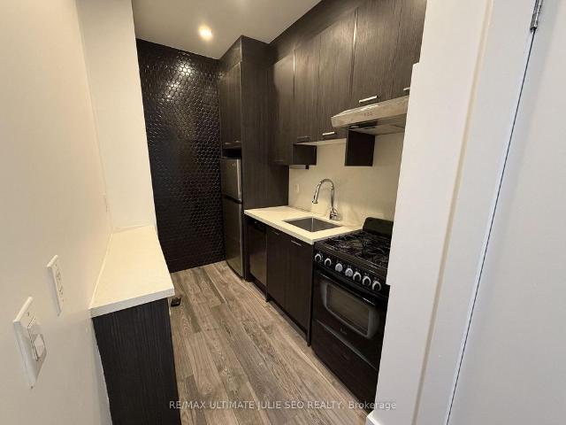 For Lease 432 St Clarens Avenue Unit# 203, Toronto, Ontario