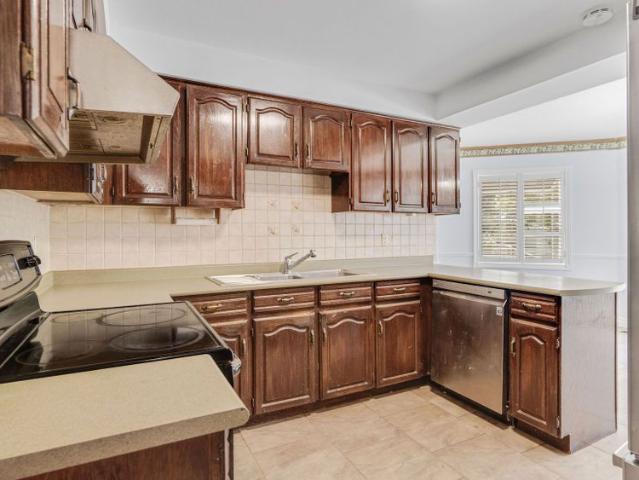 For Lease 43 Castlehill Road, Vaughan, Ontario