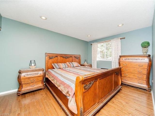 For Lease 43 KANATA Crescent Unit# UPPER, Brantford, Ontario