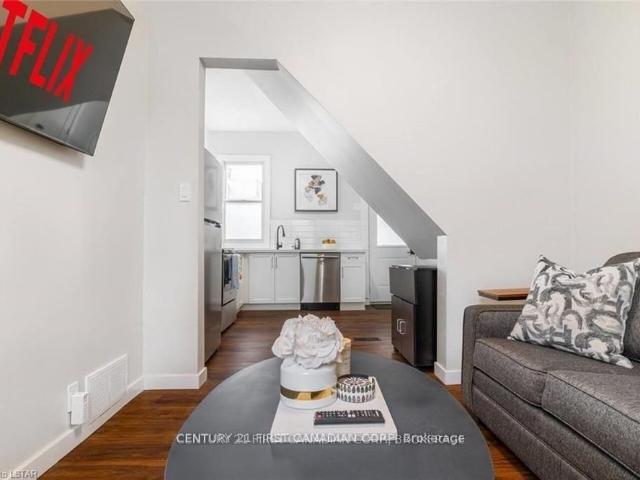 For Lease 43 JOSEPHINE Street Unit# 3, London South, Ontario
