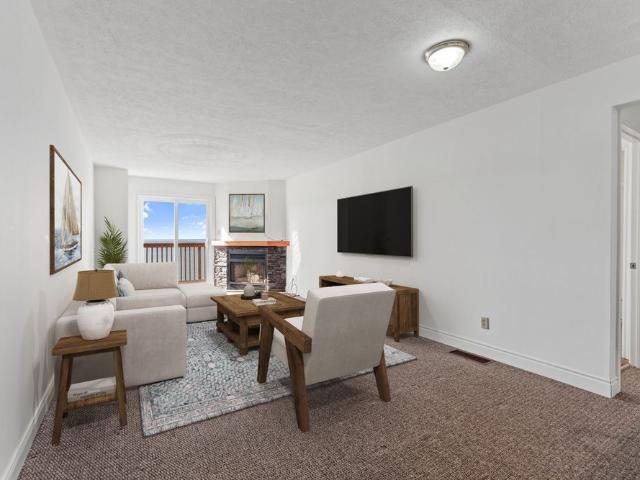 For Lease 43 Olive Crescent Unit# 204, Orillia, Ontario