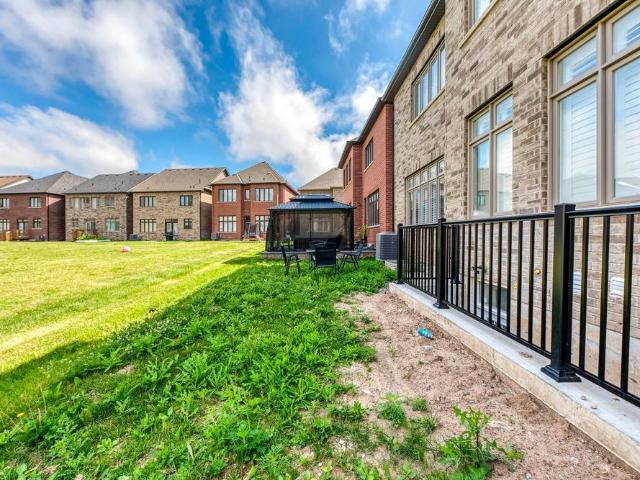 For Lease 43 Viva Gardens Unit# BSMT, Oakville, Ontario