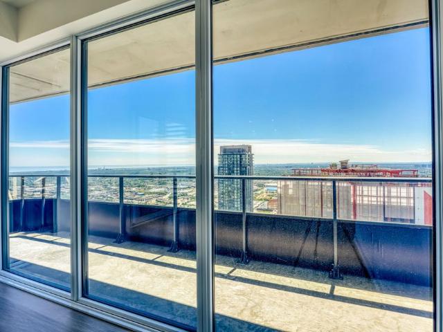 For Lease 448 Burnhamthorpe Road Unit# 4511, Mississauga, Ontario