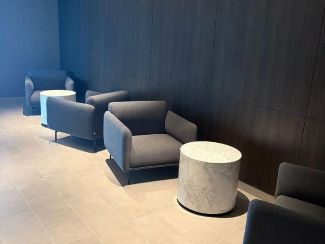 For Lease 448 Burnhamthorpe Road Unit# 4001, Mississauga, Ontario