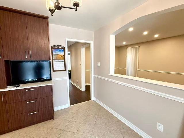 For Lease 4497 Longmoor Road Unit# Room 2, Mississauga, Ontario