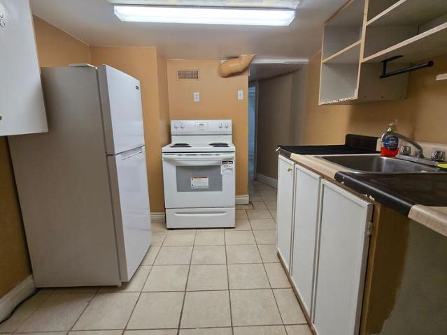 For Lease 4425 Hiram Street, Niagara Falls, Ontario