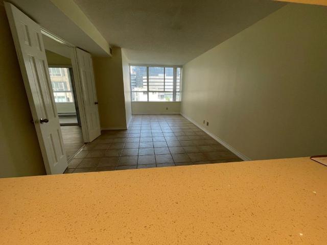 For Lease 44 Gerrard Street Unit# 602, Toronto, Ontario