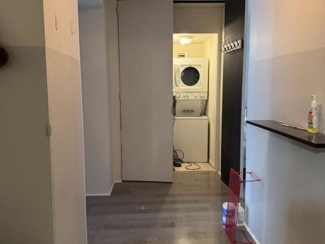 For Lease 44 Gerrard Street Unit# 1701, Toronto, Ontario