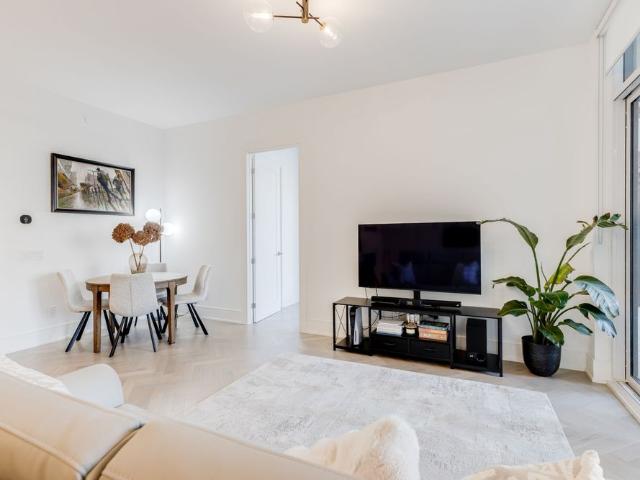 For Lease 455 Wellington Street Unit# 301, Toronto, Ontario
