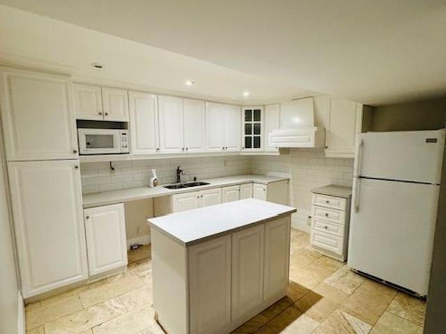 For Lease 4562 Penhallow Road Unit# Basement, Mississauga, Ontario