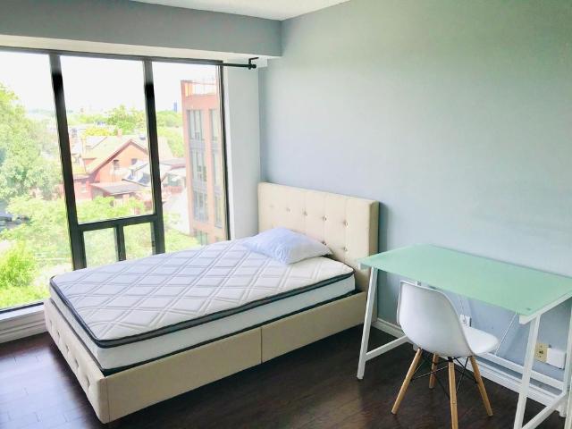 For Lease 456 College Street Unit# 602, Toronto, Ontario