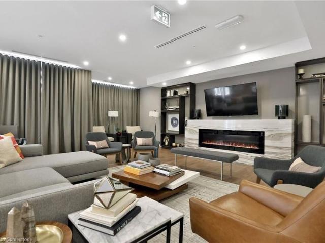 For Lease 457 Plains Road Unit# 203, Burlington, Ontario