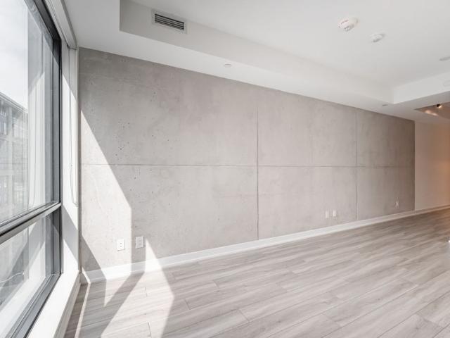 For Lease 458 Richmond Street Unit# 806, Toronto, Ontario