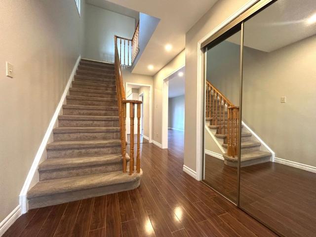 For Lease 4523 Kimbermount Avenue, Mississauga, Ontario