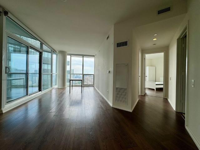 For Lease 45 Charles Street Unit# 3312, Toronto, Ontario