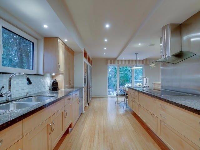 For Lease 45 Aldershot Crescent, Toronto, Ontario