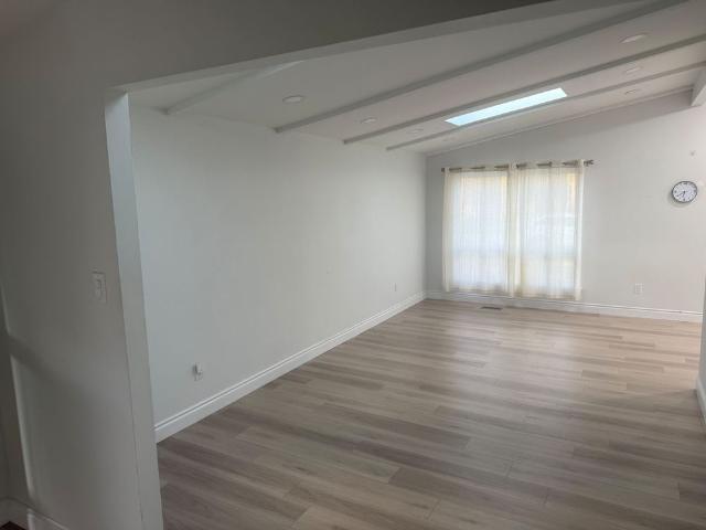For Lease 45 Elmvale Crescent Unit# UPPER, Toronto, Ontario