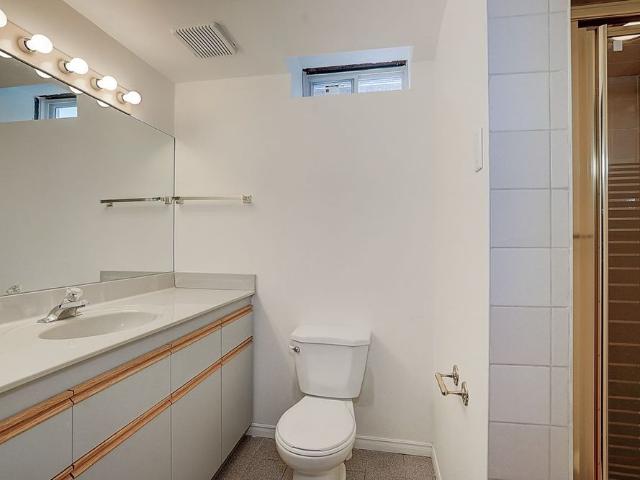 For Lease 45 Kew Gardens, Richmond Hill, Ontario