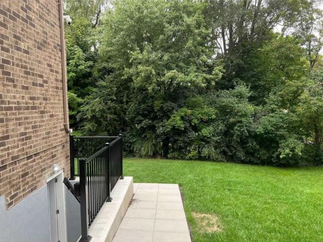For Lease 45 Ontario Court Unit# Lower, Mississauga, Ontario