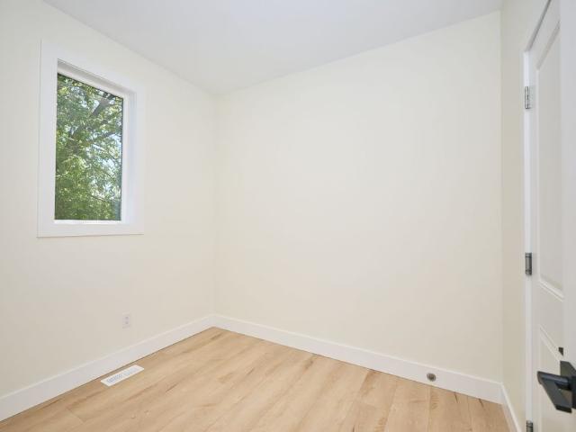 For Lease 4650 Belfast Avenue Unit# Upper Unit, Niagara Falls, Ontario