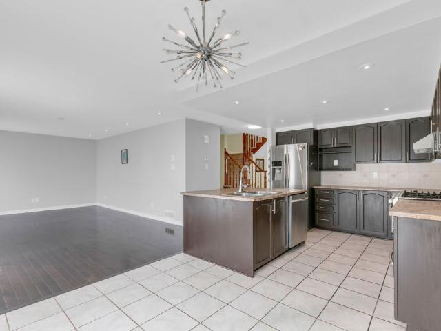 For Lease 465 Paul Metivier Drive, Barrhaven, Ontario