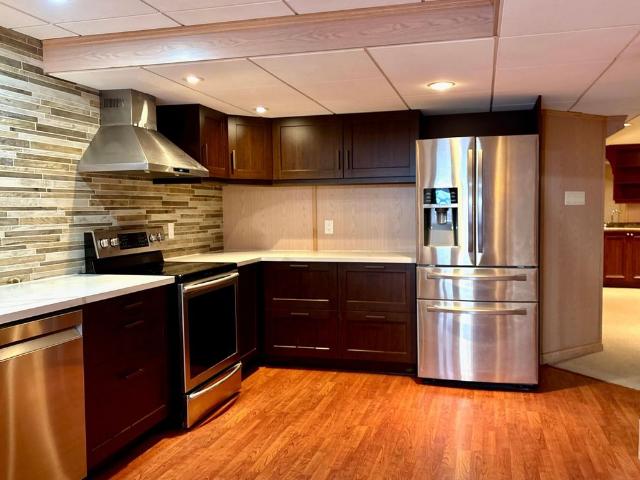 For Lease 463 Hewitt Circle, Newmarket, Ontario