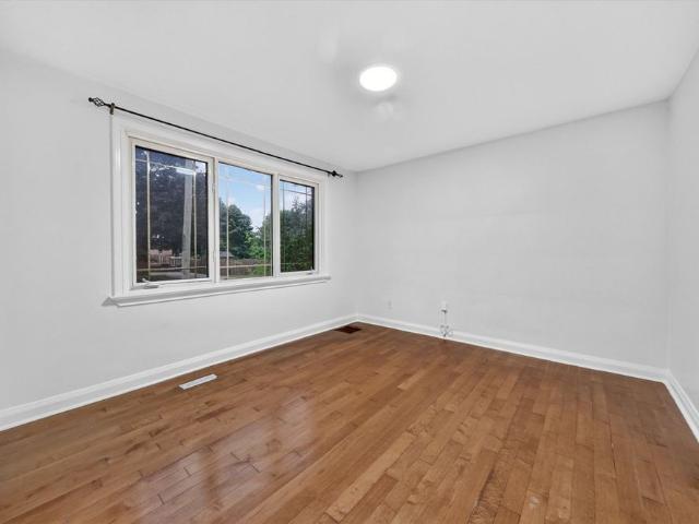 For Lease 46 Stamford Square, Toronto, Ontario