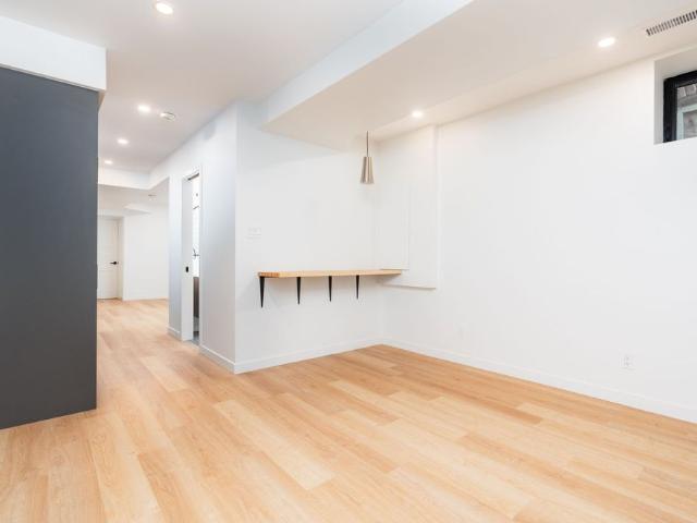 For Lease 46 Rutland Street Unit# Lower, Toronto, Ontario