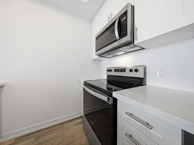 For Lease 470 Dundas Street Unit# 1107, Hamilton, Ontario