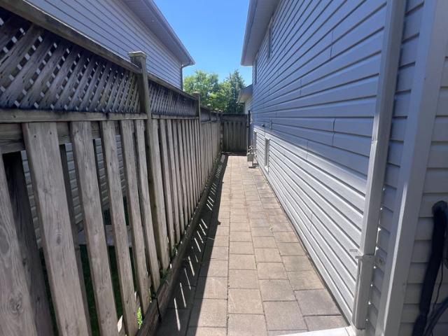 For Lease 472 Talltree Crescent, London East, Ontario