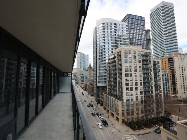 For Lease 47 Mutual Street Unit# 804, Toronto, Ontario