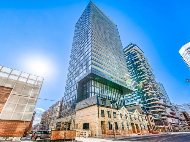 For Lease 47 Mutual Street Unit# 805, Toronto, Ontario